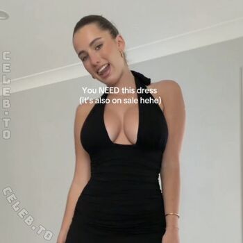 Full leaked Lauramjj private onlyfans photo