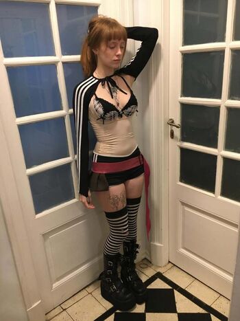 Full leaked Laurasad private onlyfans photo