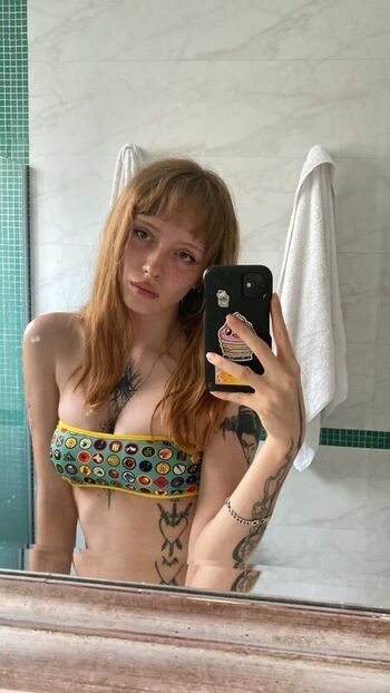 Full leaked Laurasad private onlyfans photo