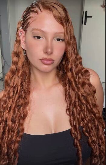 Full leaked Lauratavora private onlyfans photo