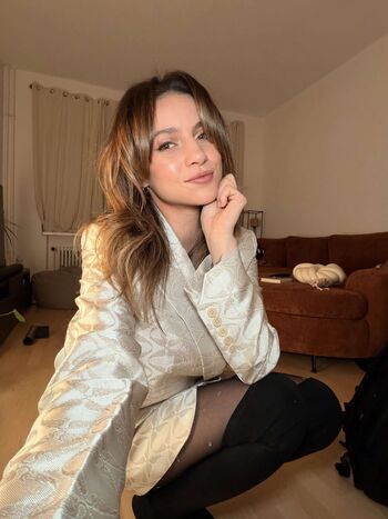 Full leaked Laure valee page private onlyfans photo