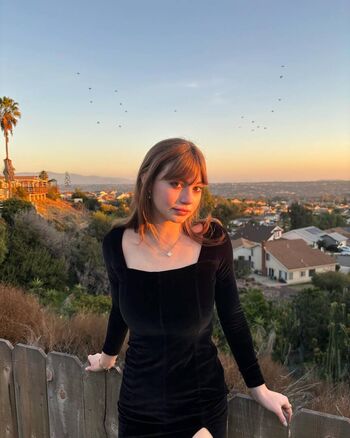 Full leaked Lauren donzis page private onlyfans photo