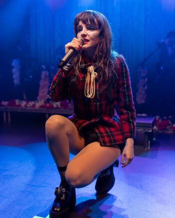 Lauren Mayberry