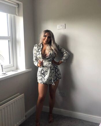 Full leaked Lauren murray page private onlyfans photo