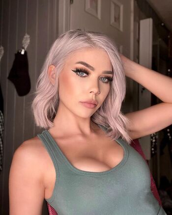 Full leaked Laurenbrewsterrr private onlyfans photo