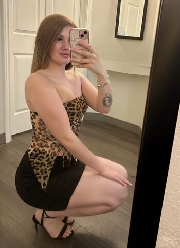 Laurenhottie98