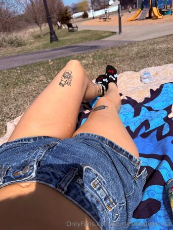 Full leaked Laureninminnesota private onlyfans photo