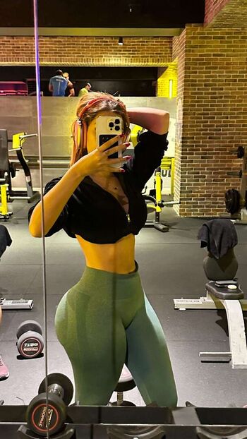 Full leaked Laurgmzz page private onlyfans photo