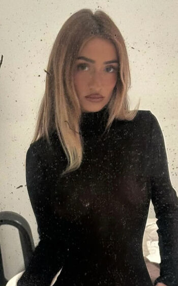 Full leaked Laurie zanoletti private onlyfans photo