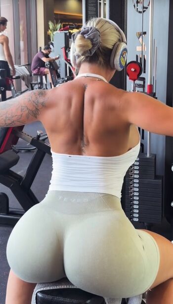 Full leaked Laurine   page private onlyfans photo