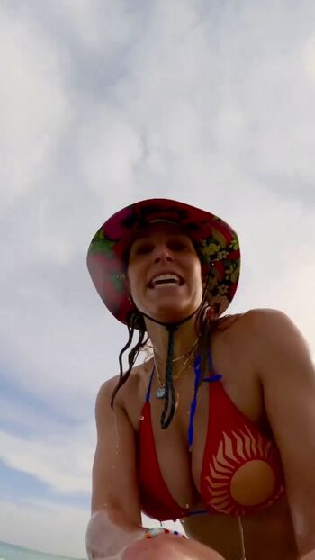 Full leaked Laury thilleman private onlyfans photo