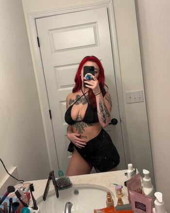 Full leaked Lavacait private onlyfans photo