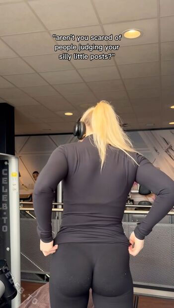 Full leaked Lavrasophie private onlyfans photo