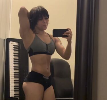 Full leaked Lawknee lawkn private onlyfans photo