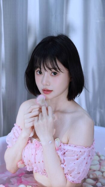 Full leaked Lazysister mei private onlyfans photo