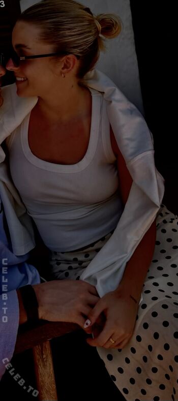 Full leaked Lea breuer page private onlyfans photo