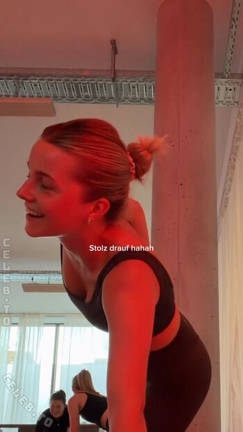 Full leaked Lea breuer page private onlyfans photo