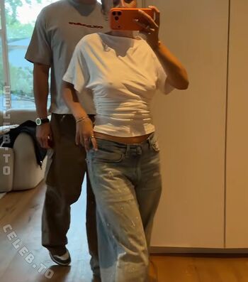 Full leaked Lea breuer page private onlyfans photo