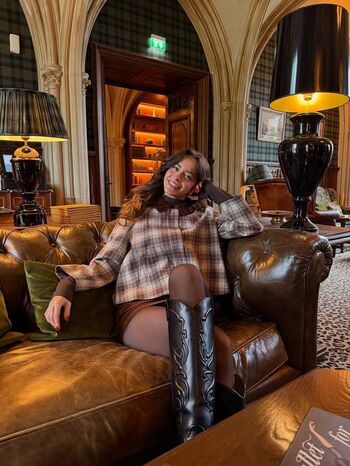 Full leaked Lea elui page private onlyfans photo