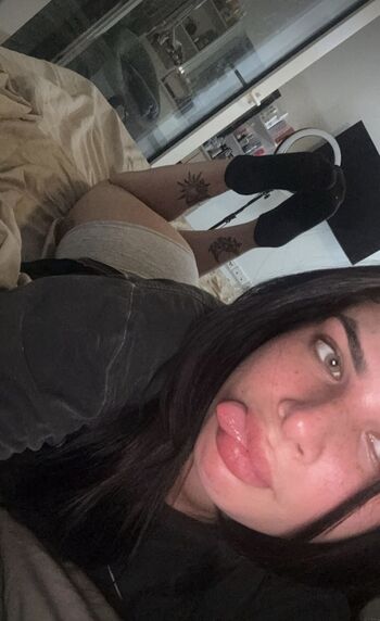 Full leaked Lea garf private onlyfans photo