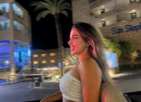 Full leaked Lea kobrossy private onlyfans photo