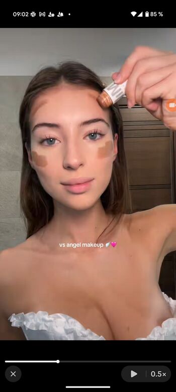 Full leaked Lea meniel private onlyfans photo