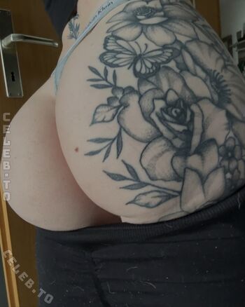 Full leaked Lea mxdxl private onlyfans photo