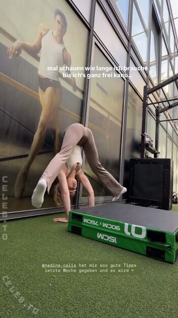 Full leaked Lea peach  page private onlyfans photo