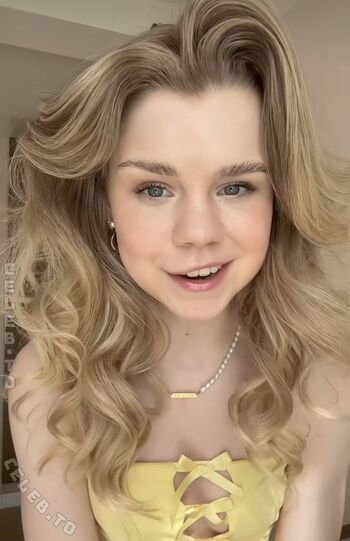 Full leaked Lea peach private onlyfans photo