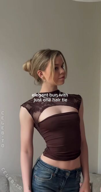 Full leaked Lea peach page private onlyfans photo