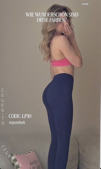 Full leaked Lea peach private onlyfans photo