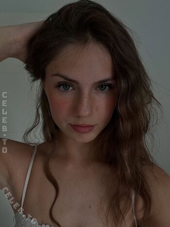 Full leaked Lea viktoria private onlyfans photo