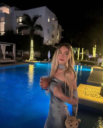 Full leaked Leaberry private onlyfans photo