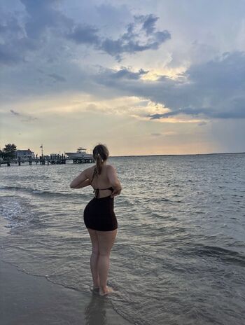 Full leaked Leah articolo private onlyfans photo