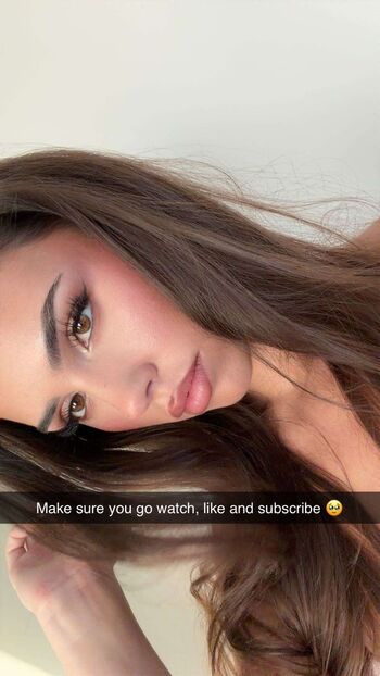 Full leaked Leah halton page private onlyfans photo