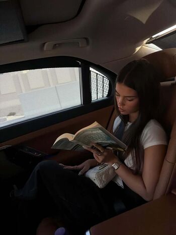 Full leaked Leah halton page private onlyfans photo