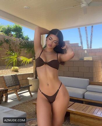 Full leaked Leah halton private onlyfans photo