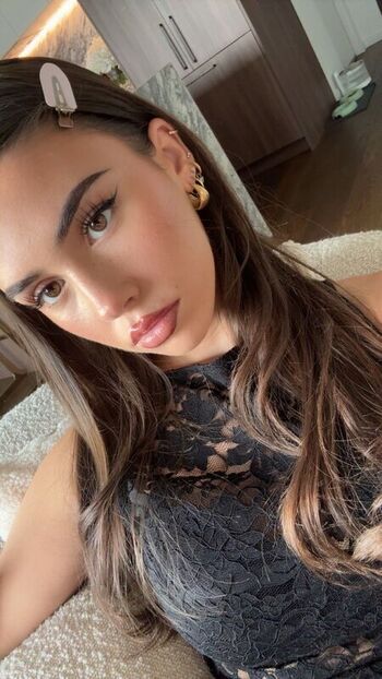 Full leaked Leah halton private onlyfans photo