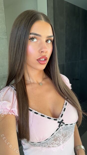 Leah Halton