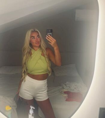 Full leaked Leah rafferty private onlyfans photo