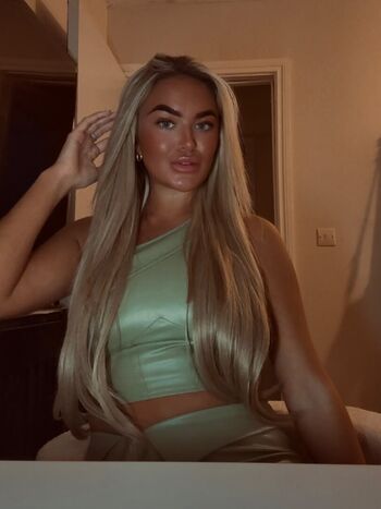 Full leaked Leah rafferty private onlyfans photo