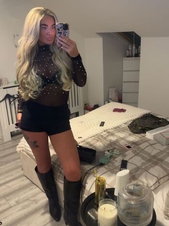 Full leaked Leah rafferty private onlyfans photo