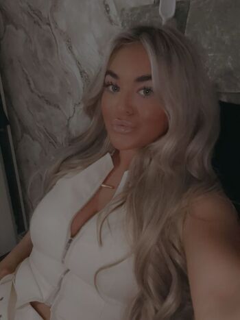 Full leaked Leah rafferty private onlyfans photo