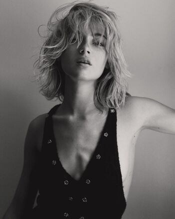 Full leaked Leah rose page private onlyfans photo