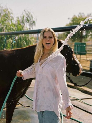 Full leaked Leah rose private onlyfans photo