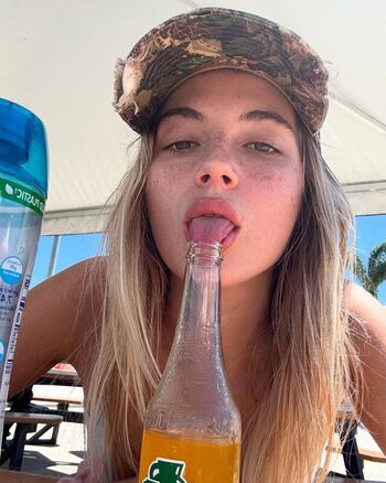 Full leaked Leah rose page private onlyfans photo
