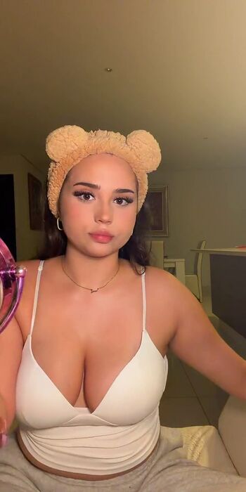 Full leaked Leahtorok private onlyfans photo