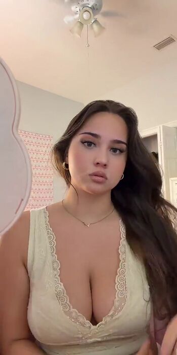Full leaked Leahtorok private onlyfans photo