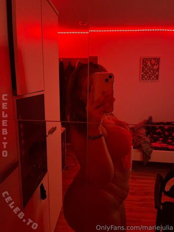 Full leaked Lealreen private onlyfans photo