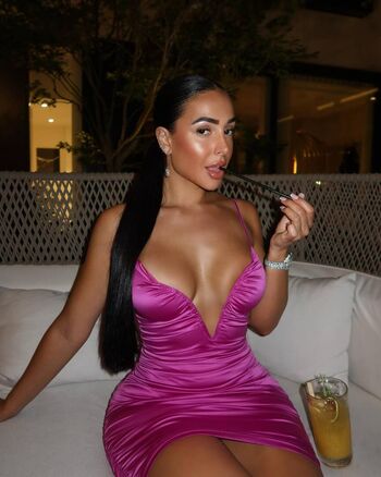Full leaked Leamary private onlyfans photo